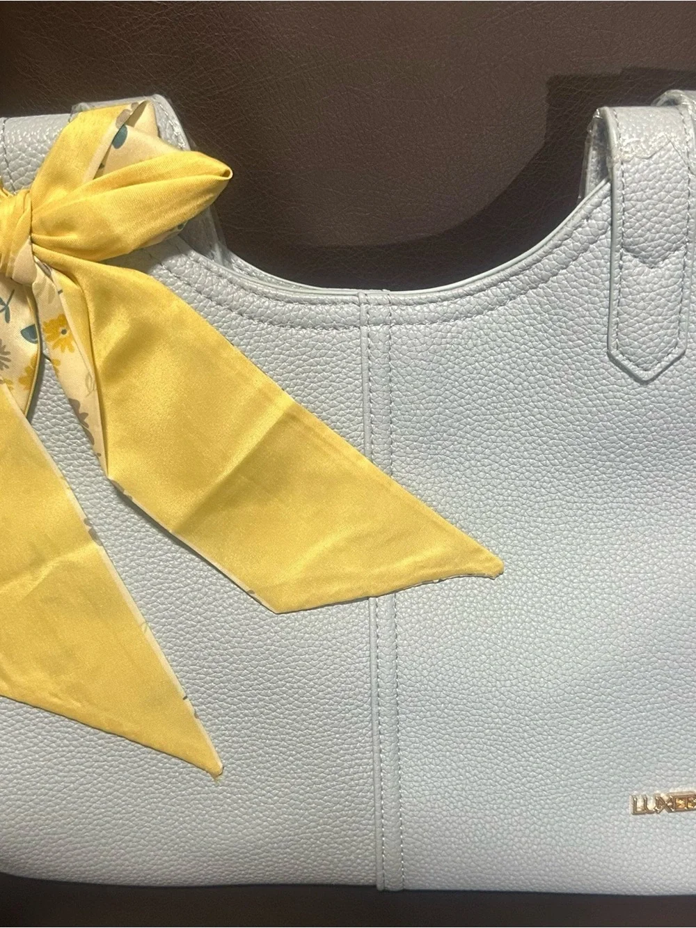 Luxebold shoulder bag